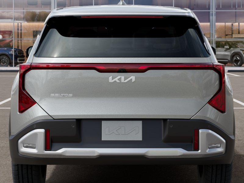 2027 Kia Seltos LX SUV Slide 12